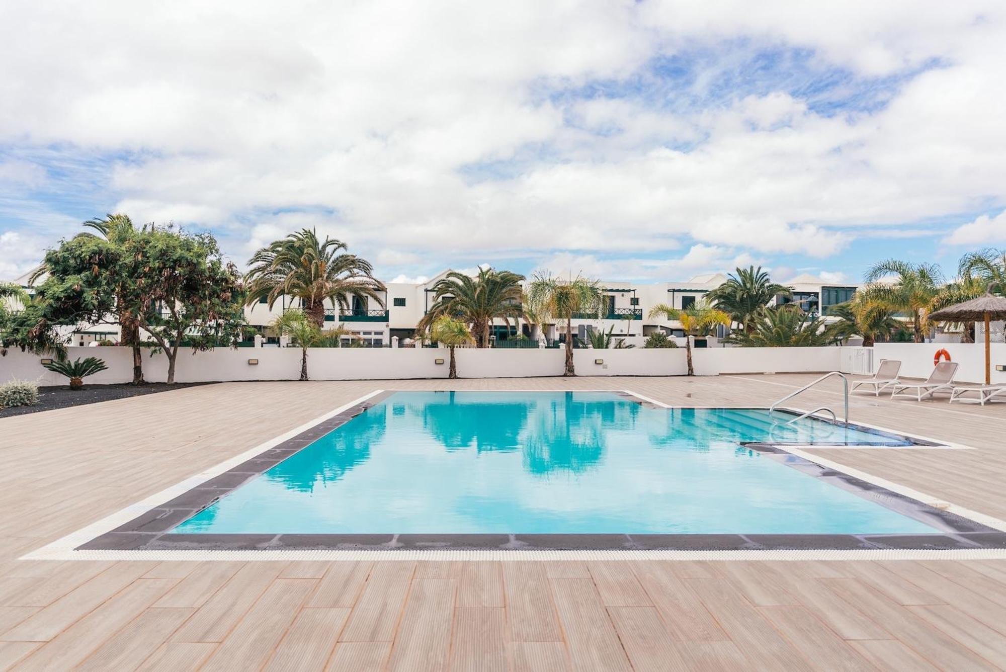Apto Rebeca By Hh Aa, Wifi & Pool Costa Teguise Exterior foto